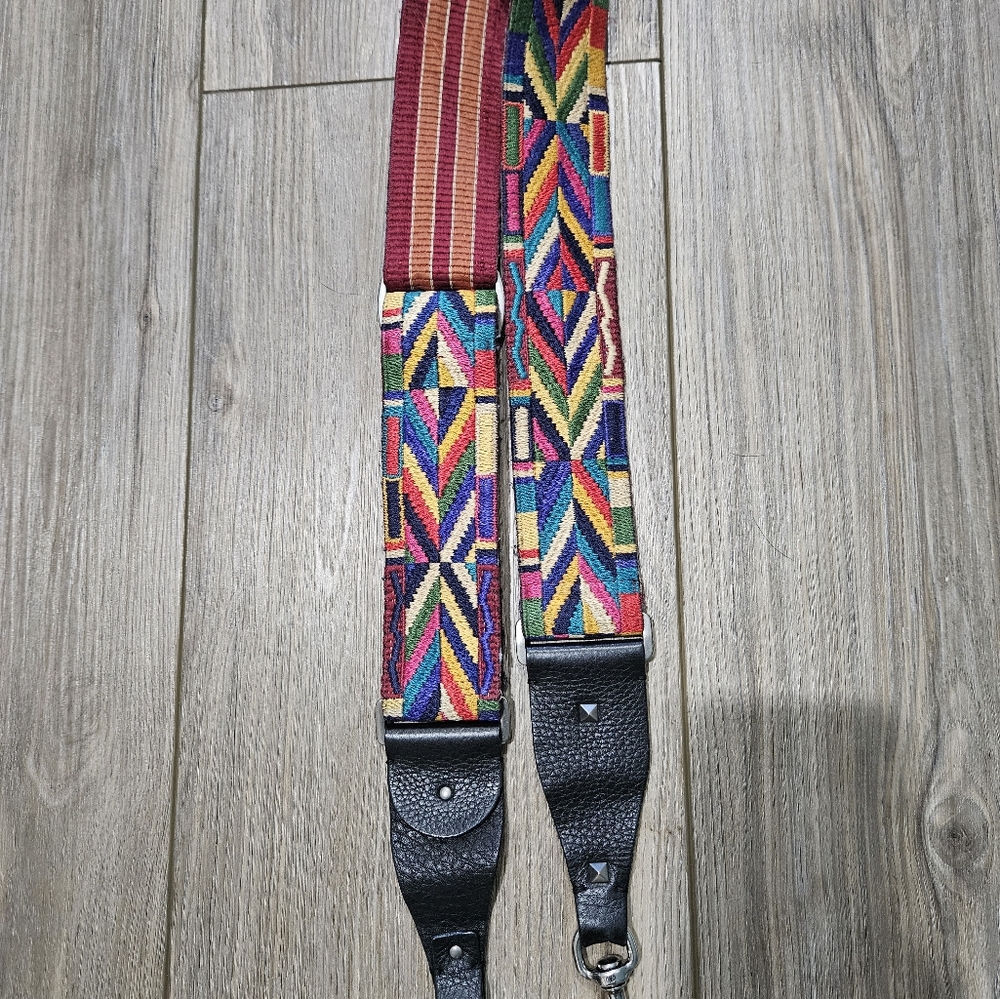 Valentino guitar strap